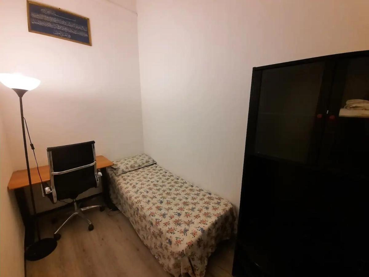 Nice And Quiet Accommodation In The City Center มิลาน ภายนอก รูปภาพ